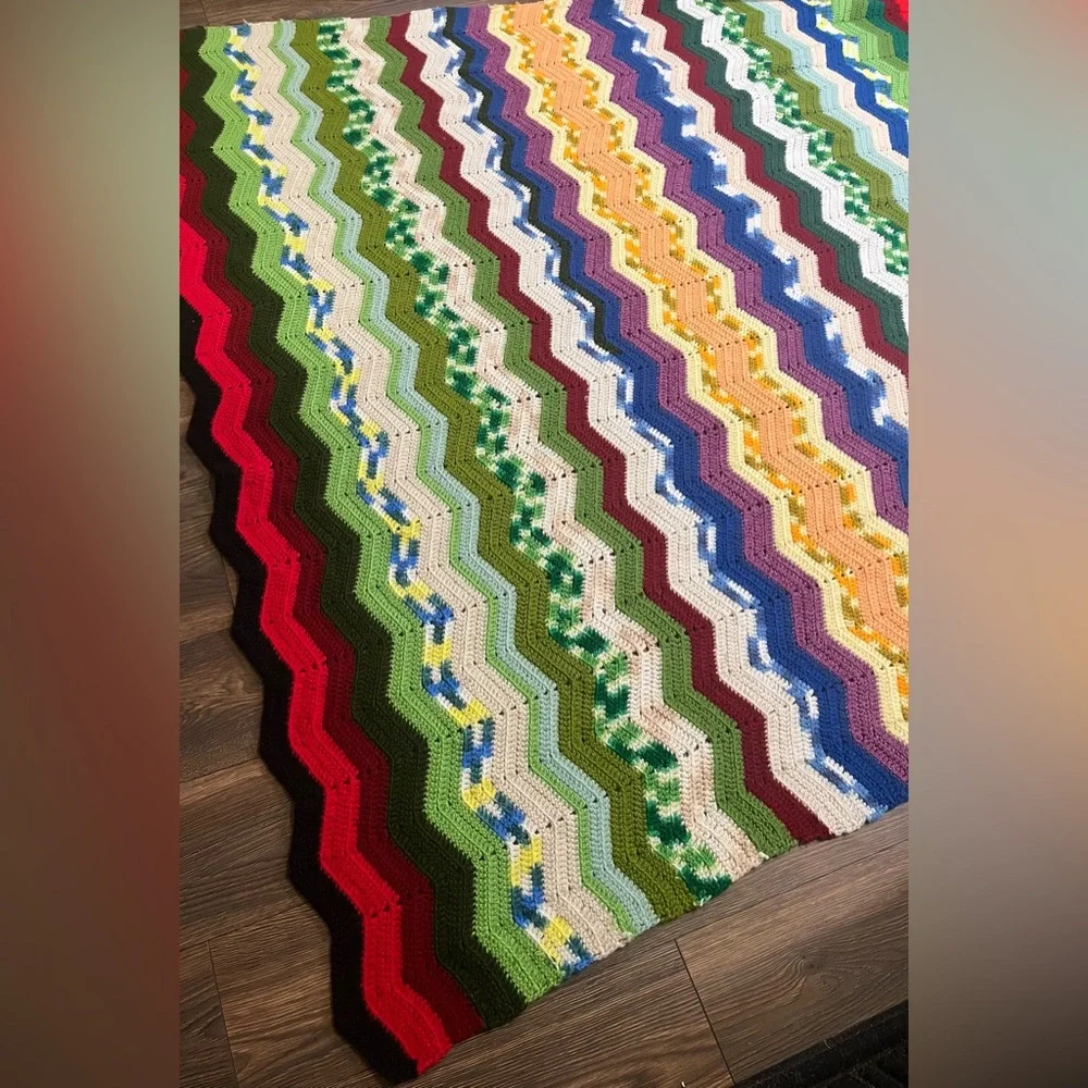 VTG Afghan Crochet Handmade Grandma blanket quilt‎ Cottage 75x80